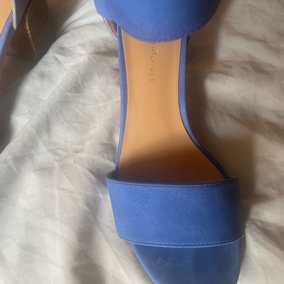 Tommy Hilfiger blue strap sandals size 6 - Picture 5 of 7